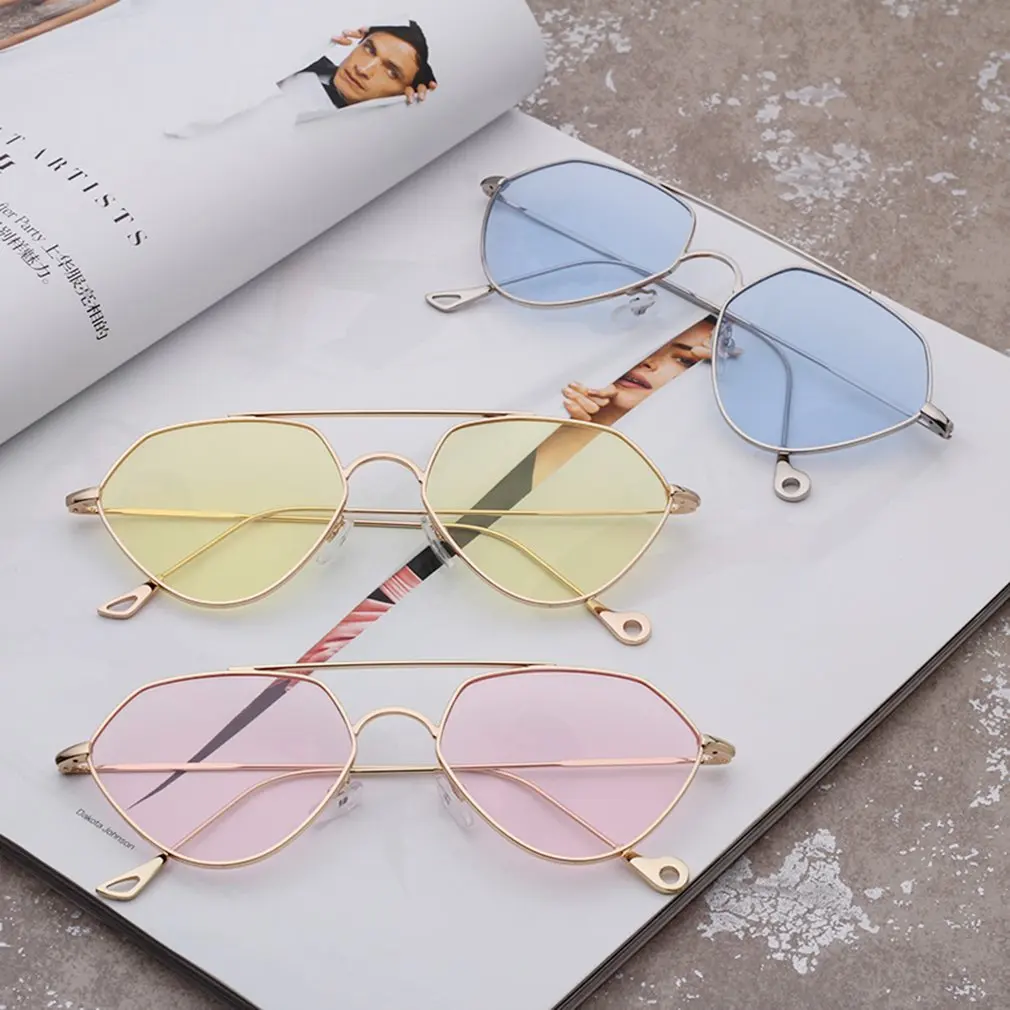 European American Fashion Men Women Metal Frame Sunglasses UV400 Protective Outdoor Travel Vintage Driving Eyewear Sunglasses
European American Fashion Men Women Metal Frame Sunglasses UV400 Protective Outdoor Travel Vintage Driving Eyewear Sunglasses