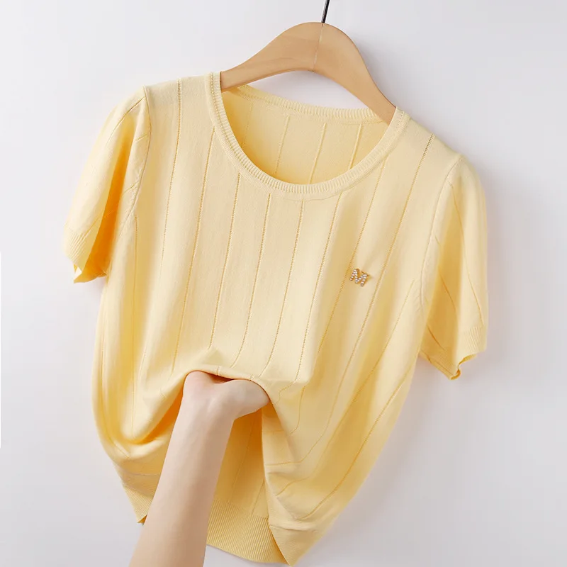 Thin ice silk knitted short-sleeved T-shirt summer 2021 new solid round-neck fashion top half-sleeved women's top
Thin ice silk knitted short-sleeved T-shirt summer 2021 new solid round-neck fashion top half-sleeved women's top