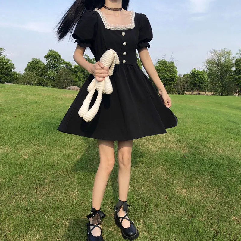Elegant Girl 2020 Summer New French Square Collar Dress Puff Sleeve Waist Hugging Slim Temperament Non-Mainstream lolita dress
Elegant Girl 2020 Summer New French Square Collar Dress Puff Sleeve Waist Hugging Slim Temperament Non-Mainstream lolita dress