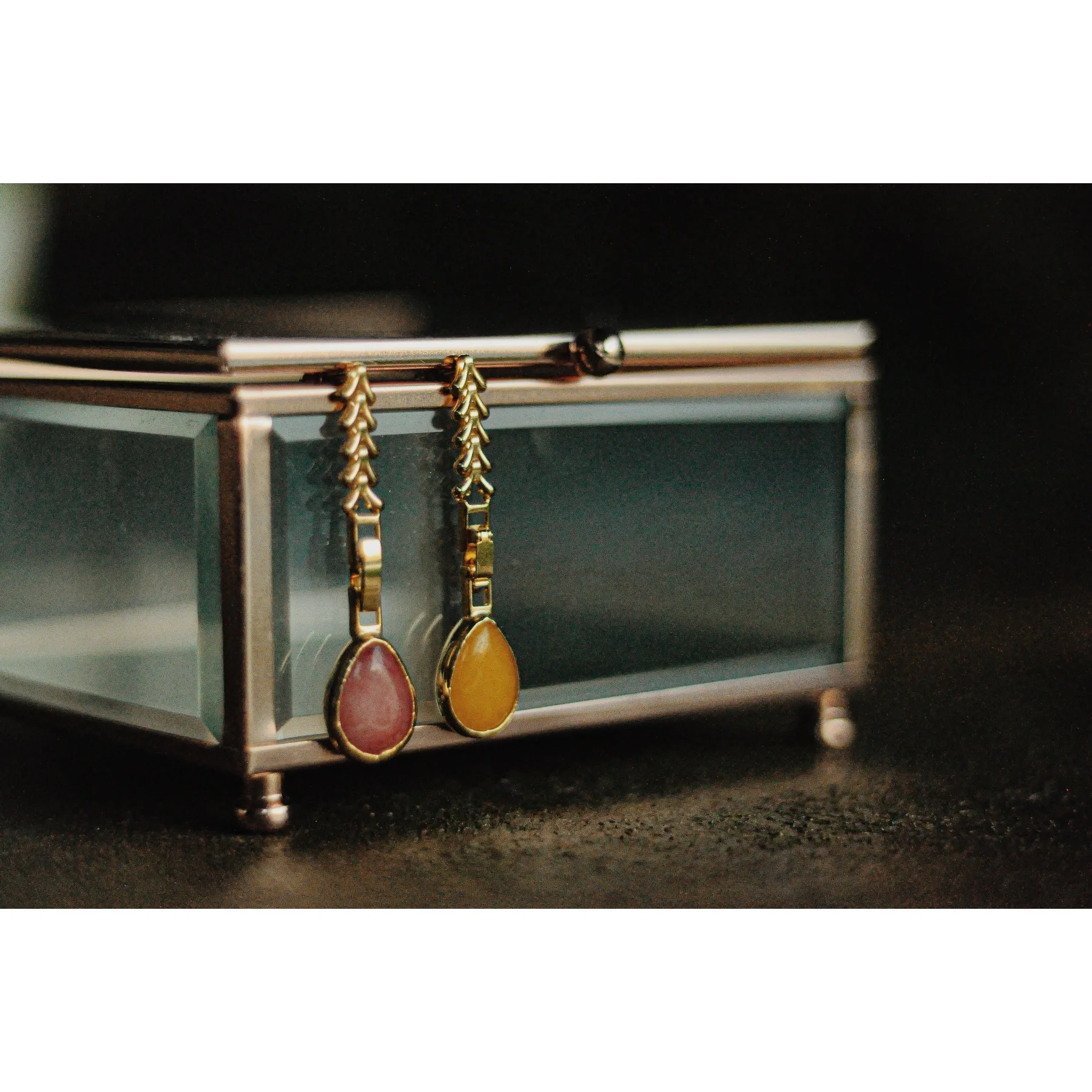 GULCE DERELI, EARRINGS, PINK AND ORANGE NATURAL STONE CHARM EARRINGS, INFINITY CHAIN EARRINGS, GIFT BOX, GOLD/SILVER PLATED
GULCE DERELI, EARRINGS, PINK AND ORANGE NATURAL STONE CHARM EARRINGS, INFINITY CHAIN EARRINGS, GIFT BOX, GOLD/SILVER PLATED