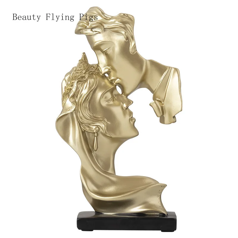 European Style Couple statue Ornaments Resin Creative Home living room Office Desktop Decorations Crafts Home Decoration
European Style Couple statue Ornaments Resin Creative Home living room Office Desktop Decorations Crafts Home Decoration