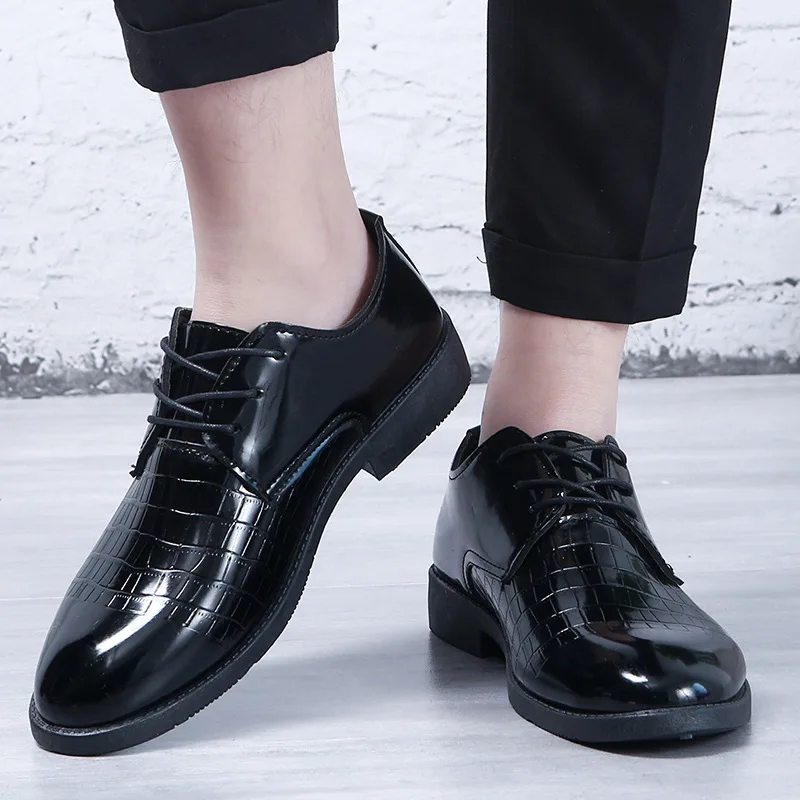 Men's British Leather Business Shoes Breathable Leather Casual Shoes Formal Wear Non-slip Flat Bottom 2021 Spring and Autumn
Men's British Leather Business Shoes Breathable Leather Casual Shoes Formal Wear Non-slip Flat Bottom 2021 Spring and Autumn