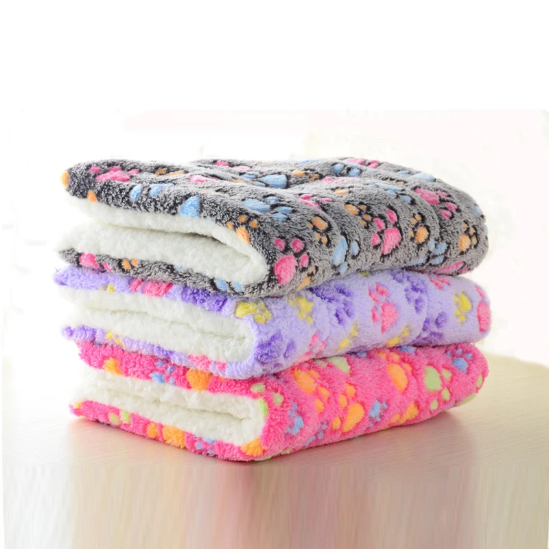 100x70 cm Thick Winter Large Pet Bed Mats Warm Print Flannel Cotton Mattress Cats Dogs Puppy Sofa Cushion Kennel Dog Mat Blanket
100x70 cm Thick Winter Large Pet Bed Mats Warm Print Flannel Cotton Mattress Cats Dogs Puppy Sofa Cushion Kennel Dog Mat Blanket