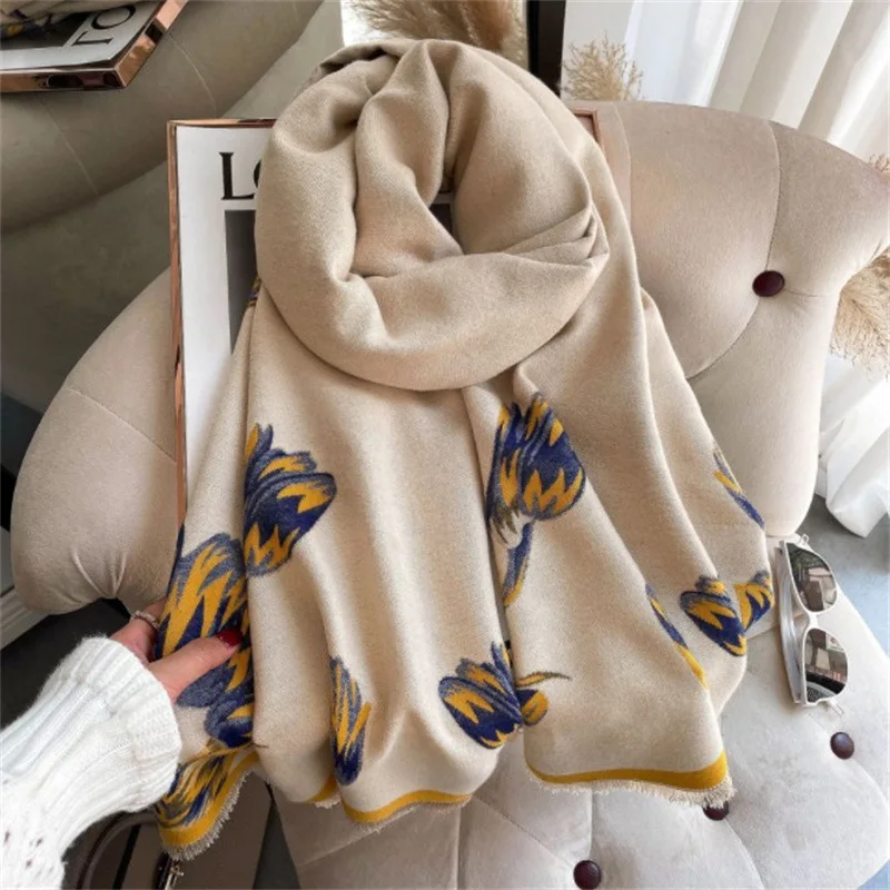 Элегантное кашемировое искусственное одеяло с цветами, теплый шейный платок, женские шали и палантины, Женская Пашмина
Элегантное кашемировое искусственное одеяло с цветами, теплый шейный платок, женские шали и палантины, Женская Пашмина