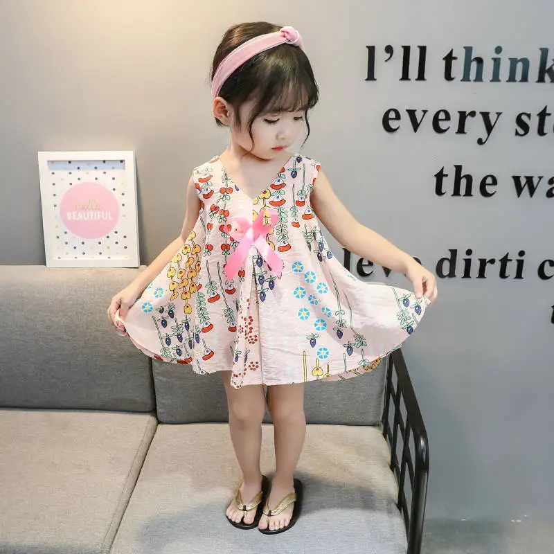 Summer new girls cartoon sling skirt girls V-neck cartoon printing bowknot cotton casual sling skirt
Summer new girls cartoon sling skirt girls V-neck cartoon printing bowknot cotton casual sling skirt