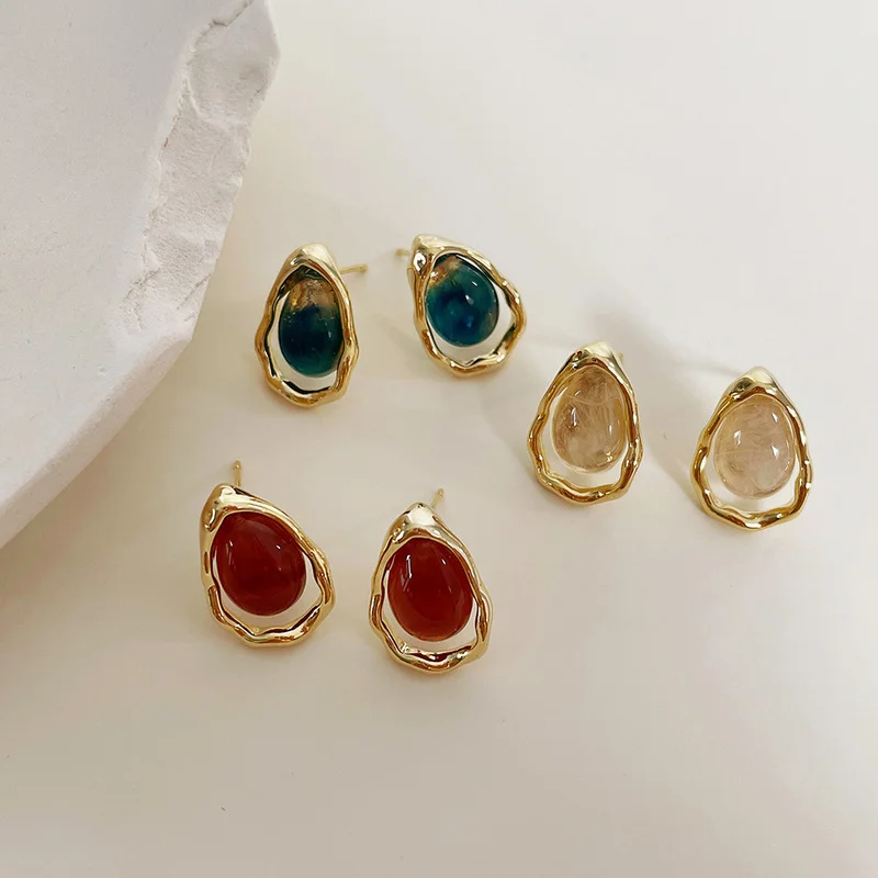 Origin Summer French Vintage Irregular Waterdrop Dangle Earring for Women Trendy Resin Gold Color Metal Hollow Earring Jewelry
Origin Summer French Vintage Irregular Waterdrop Dangle Earring for Women Trendy Resin Gold Color Metal Hollow Earring Jewelry
