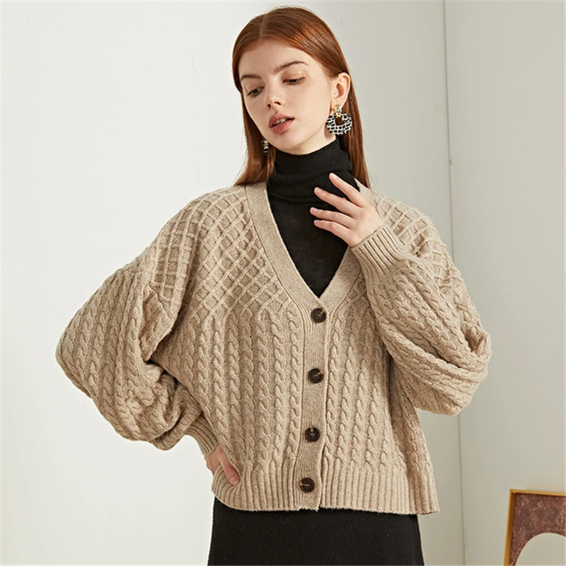 Women's Wool Knitted Cardigan V-Neck Single-Breasted Long-Sleeved Short Sweater Coat Loose Top 2021 Winter New
Women's Wool Knitted Cardigan V-Neck Single-Breasted Long-Sleeved Short Sweater Coat Loose Top 2021 Winter New