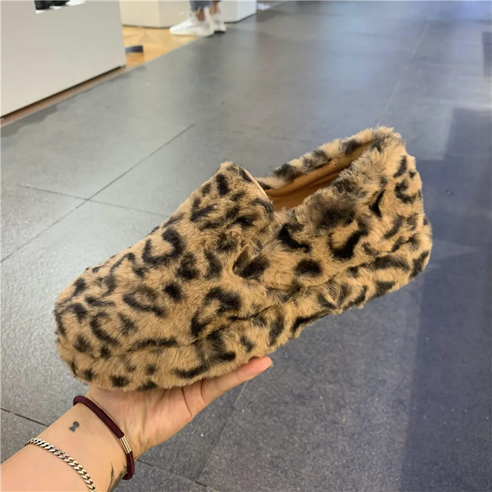 Hot Sale Womens Round Toe Leopard Furry Fur Mixed Colors Loafers Platform Pumps Wedge High Heel Slip On Shoes 2Colors New 2020
Hot Sale Womens Round Toe Leopard Furry Fur Mixed Colors Loafers Platform Pumps Wedge High Heel Slip On Shoes 2Colors New 2020