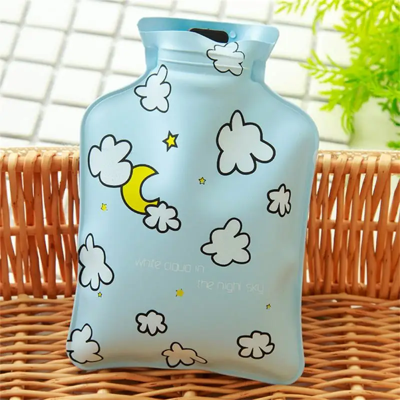1Pc Lovely Cartoon Warm Hand Treasure Mini Hot Water Bottles Portable Hand Warmer Winter Gift Pocket Hand Feet Hot Water Bags
1Pc Lovely Cartoon Warm Hand Treasure Mini Hot Water Bottles Portable Hand Warmer Winter Gift Pocket Hand Feet Hot Water Bags
