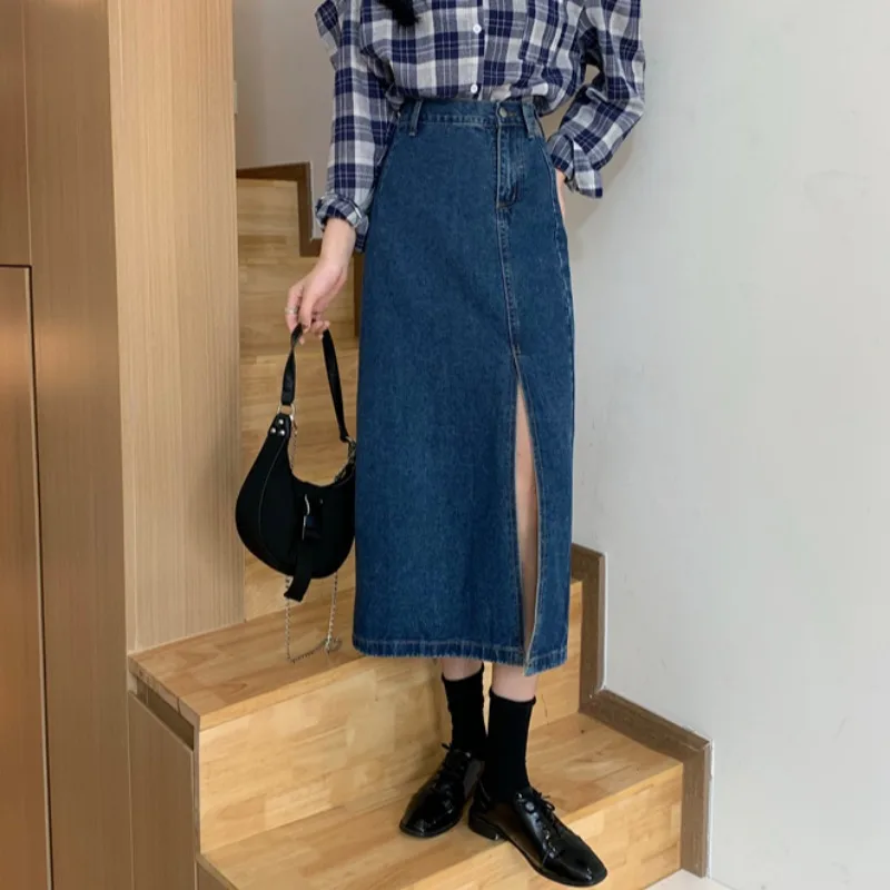 Spring 2021 new high-waist denim skirt women's slit mid-length thin and hip A-line skirt
Spring 2021 new high-waist denim skirt women's slit mid-length thin and hip A-line skirt