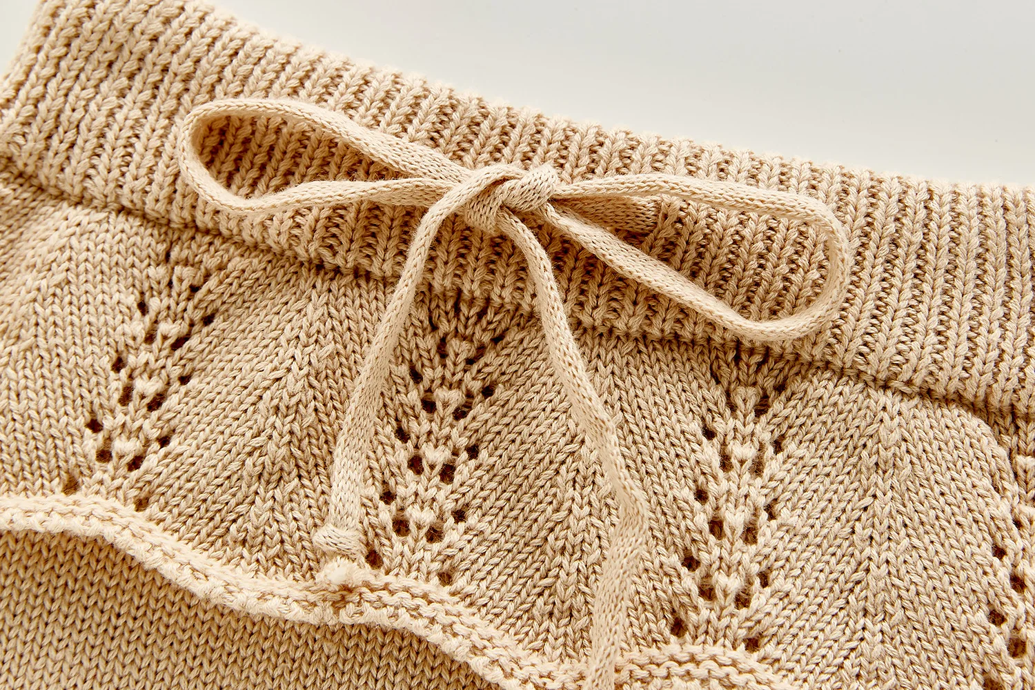 2021 Summer Baby Shorts Fashion Infant Girl Knitted Shorts Ruffle Knit Pp Pants For Girls Kids Short Pants Cotton
2021 Summer Baby Shorts Fashion Infant Girl Knitted Shorts Ruffle Knit Pp Pants For Girls Kids Short Pants Cotton