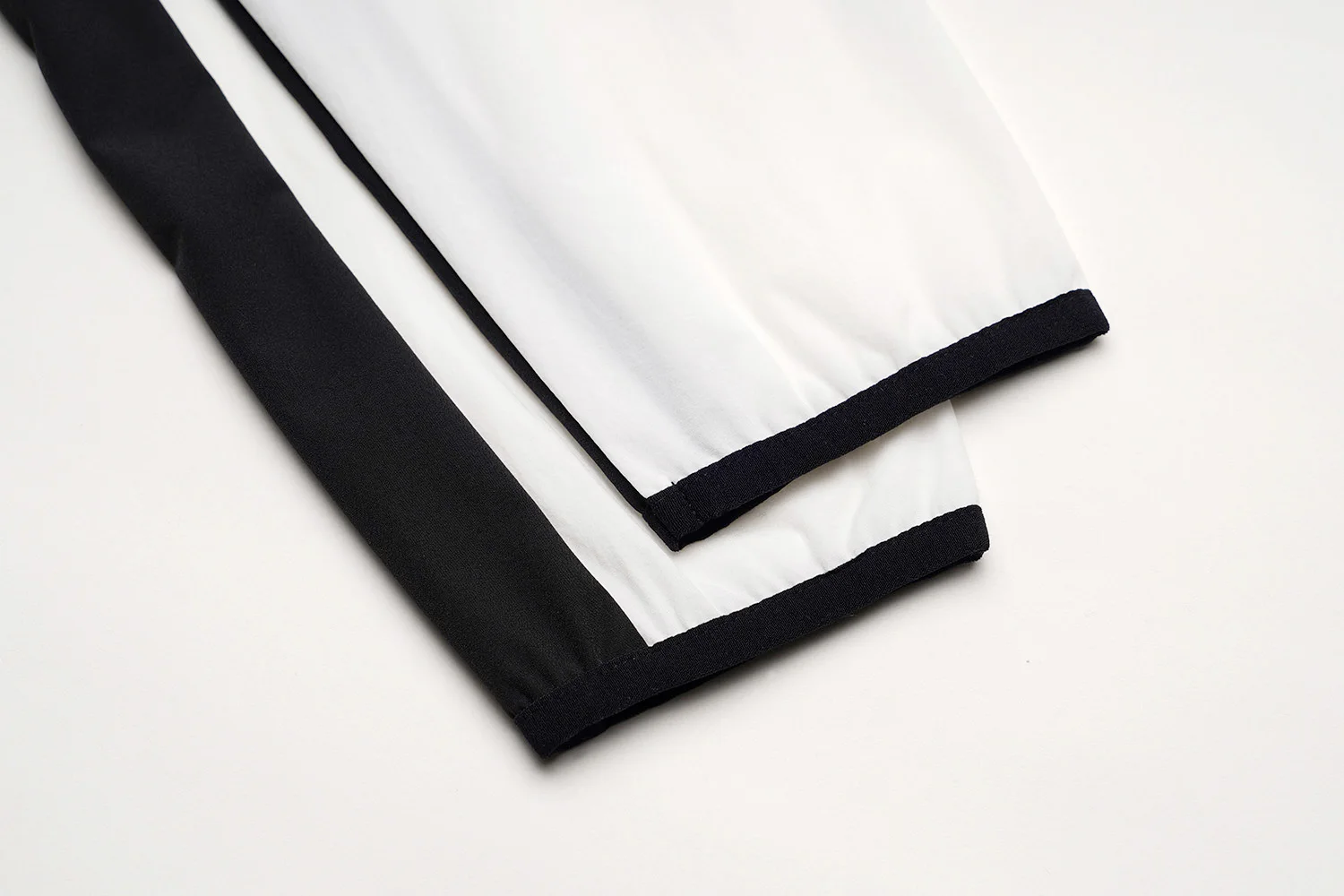 Golf Clothes Men's Windbreaker Coat Waterproof Jacket
Golf Clothes Men's Windbreaker Coat Waterproof Jacket