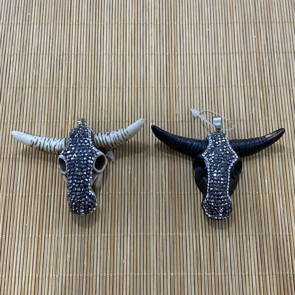 1 Piece of Natural Stone Oxbone Pendant Necklace Retro Pop Punk Ladies DIY Necklace Jewelry Accessories Rhinestone Shop Inlay
1 Piece of Natural Stone Oxbone Pendant Necklace Retro Pop Punk Ladies DIY Necklace Jewelry Accessories Rhinestone Shop Inlay