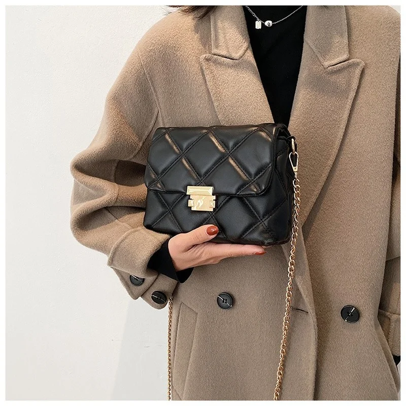 Spring and Summer Handbags2021new Trendy Fashion Western Style One-shoulder Messenger Bag Net Red Diamond Chain Small Square Bag
Spring and Summer Handbags2021new Trendy Fashion Western Style One-shoulder Messenger Bag Net Red Diamond Chain Small Square Bag