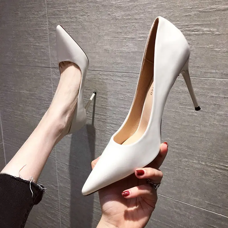 Women's Shoes 2022 Spring and Autumn New All-match Women's White High Heels Stiletto High Heels Sexy Nude Single Shoes Women
Women's Shoes 2022 Spring and Autumn New All-match Women's White High Heels Stiletto High Heels Sexy Nude Single Shoes Women