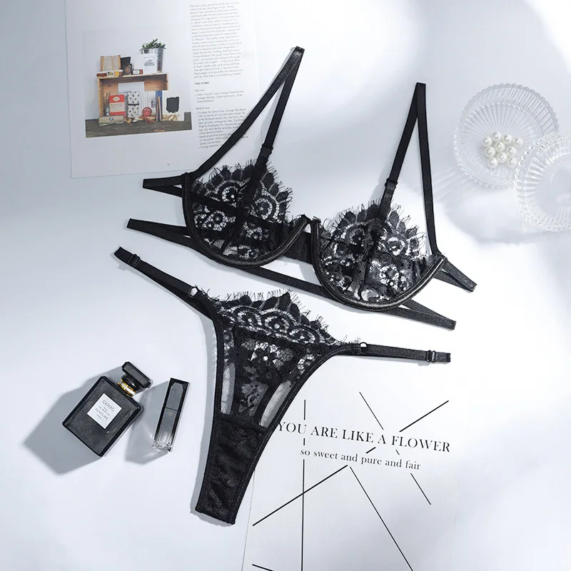 Sexy Lace Sensual Lingerie Women's Underwear Transparent Push up Underwire Bra Brief Sets Solid Seamless Bilizna Set
Sexy Lace Sensual Lingerie Women's Underwear Transparent Push up Underwire Bra Brief Sets Solid Seamless Bilizna Set