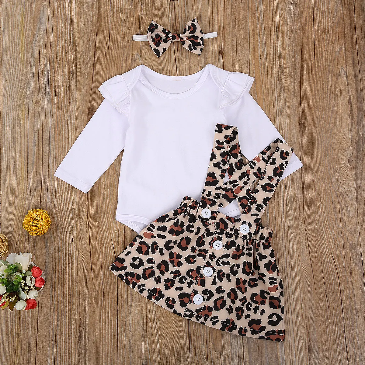 

0-24M Newborn Baby Girls Leopard Clothes Sets 3pcs Ruffles Long Sleeve Romper Tops Bib Strap Dress Headband