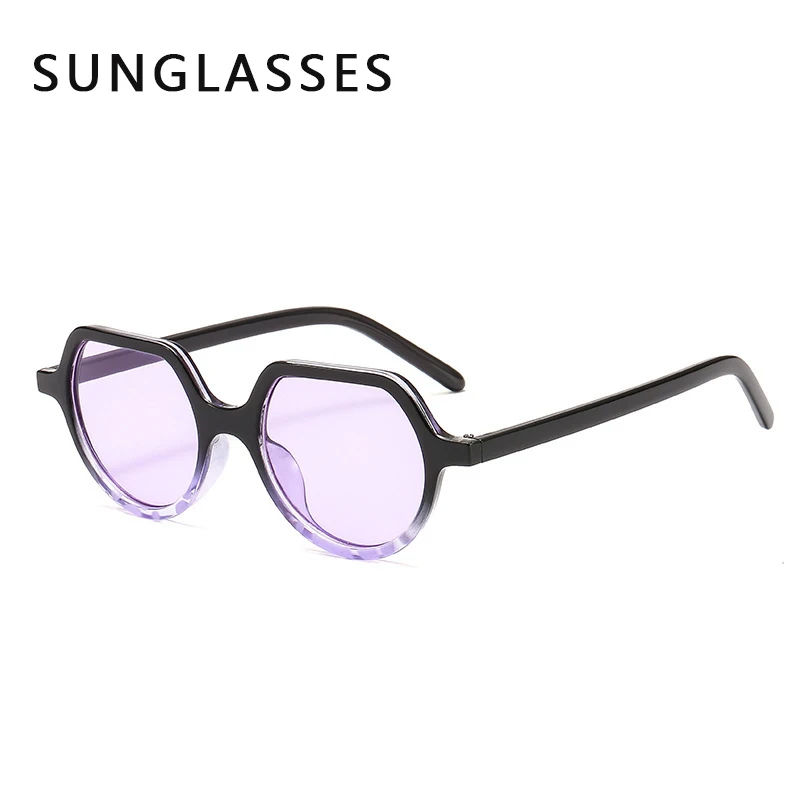 Fashion trend sunglasses popular wild men and women two-color popular street shooting glasses Gafas De Sol Para Mujer
Fashion trend sunglasses popular wild men and women two-color popular street shooting glasses Gafas De Sol Para Mujer