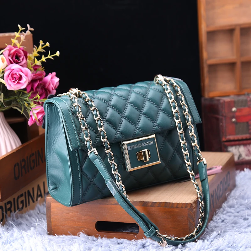 Genuine Leather Lattice Pattern Crossbody Bag for Women New Luxury Brand Designer Bags Ladies Fashionable Purses Channels Bolso
Genuine Leather Lattice Pattern Crossbody Bag for Women New Luxury Brand Designer Bags Ladies Fashionable Purses Channels Bolso