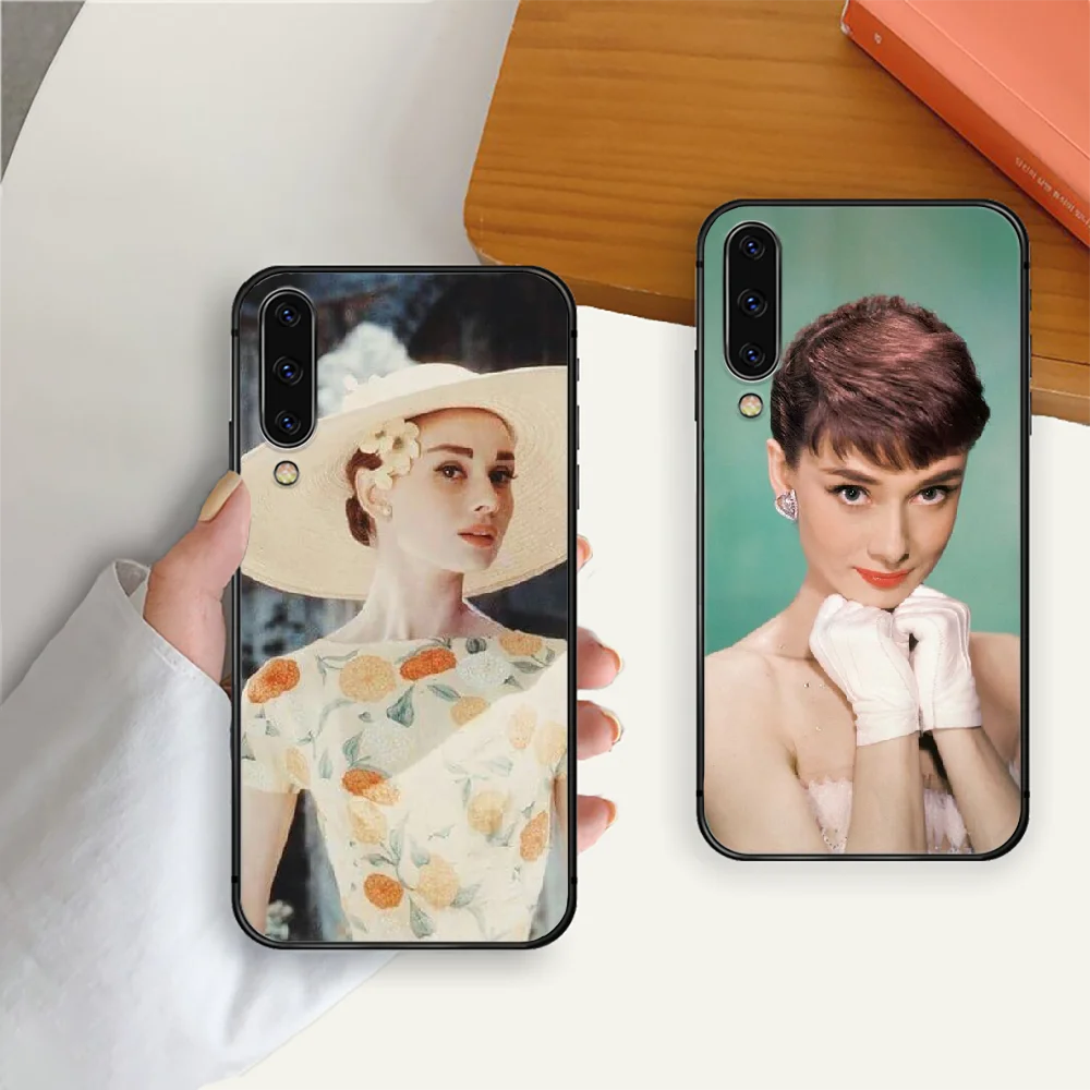 Star Audrey Hepburn Famous Phone Case Cover For Samsung Galaxy A 3 5 7 10 20 20E 21S 30 30S 40 50 51 70 71 S Black Prime Hoesjes
Star Audrey Hepburn Famous Phone Case Cover For Samsung Galaxy A 3 5 7 10 20 20E 21S 30 30S 40 50 51 70 71 S Black Prime Hoesjes