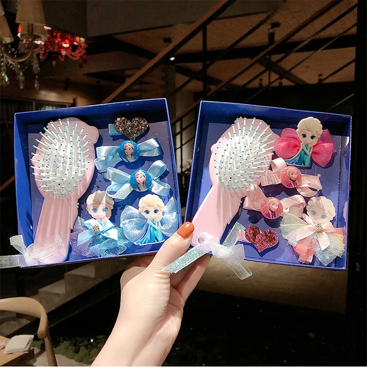 The New "Frozen" Children's Hair Clip Aisha Princess Hair Accessories Set Gift Box Crown Headdress Comb Wig Head Rope
The New "Frozen" Children's Hair Clip Aisha Princess Hair Accessories Set Gift Box Crown Headdress Comb Wig Head Rope
