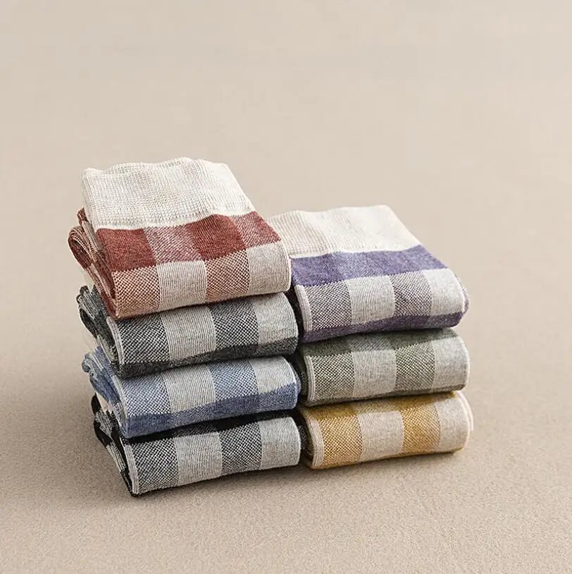 New 1Pair Plaid Tube Fashion Women Socks Striped Casual Cotton Breathable Comfortable ladies long Tube Socks
New 1Pair Plaid Tube Fashion Women Socks Striped Casual Cotton Breathable Comfortable ladies long Tube Socks