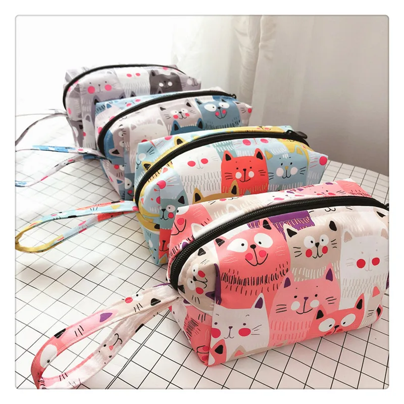 1pcs Cute Cartoon Cat Cosmetic Bag Travel Toiletry Cosmetic Bag for Women Zipper Makeup Pouch Purse Cosmetic Bag Organizer Case
1pcs Cute Cartoon Cat Cosmetic Bag Travel Toiletry Cosmetic Bag for Women Zipper Makeup Pouch Purse Cosmetic Bag Organizer Case