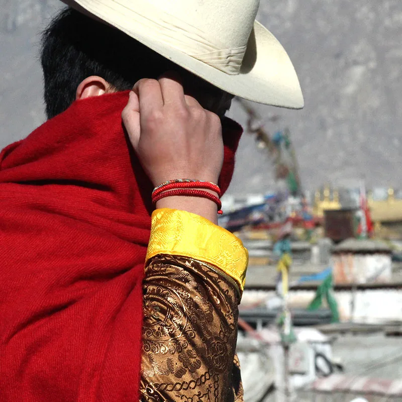 Tibet Original Hand Woven Diamond Rope Bracelet Female Benmingnian Men's Bracelet Red Rope Chinese Knot Bracelet
Tibet Original Hand Woven Diamond Rope Bracelet Female Benmingnian Men's Bracelet Red Rope Chinese Knot Bracelet