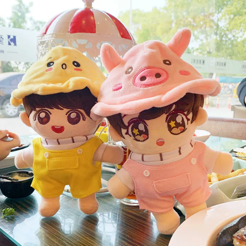 20cm Korea Cute Plush Doll Clothes Toy Doll Cotton Clothes Yellow Hat Pink Sweatshirt Dolls Fans Gift Collection Christmas gift
20cm Korea Cute Plush Doll Clothes Toy Doll Cotton Clothes Yellow Hat Pink Sweatshirt Dolls Fans Gift Collection Christmas gift