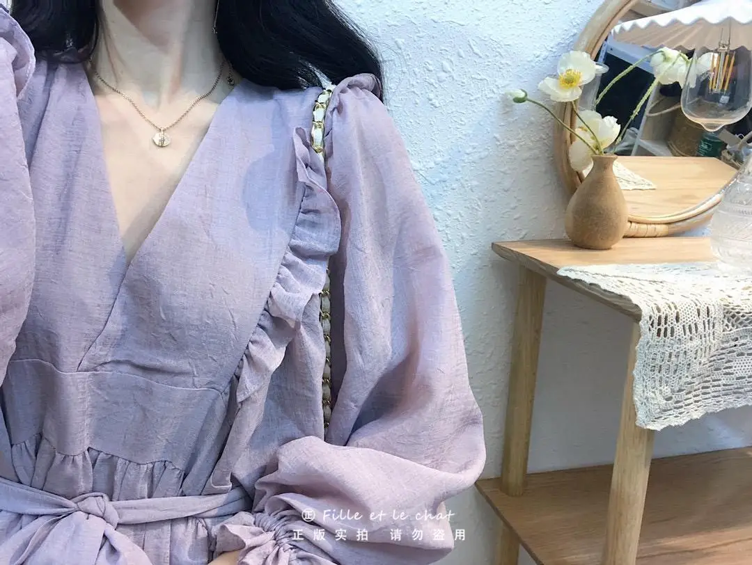 Retro Palace Style Super Fairy Women Dresses Lotus Lace Up V-neck Loose Dress 2021 Spring Autumn Long Dress Ropa Mujer Talla
Retro Palace Style Super Fairy Women Dresses Lotus Lace Up V-neck Loose Dress 2021 Spring Autumn Long Dress Ropa Mujer Talla