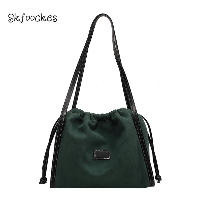 SKFOOCKES Women's Bag 2021 Fall New Fashion Western Style Retro Large Capacity Bucket Bag Large Bag Female Messenger Shoulder
SKFOOCKES Women's Bag 2021 Fall New Fashion Western Style Retro Large Capacity Bucket Bag Large Bag Female Messenger Shoulder