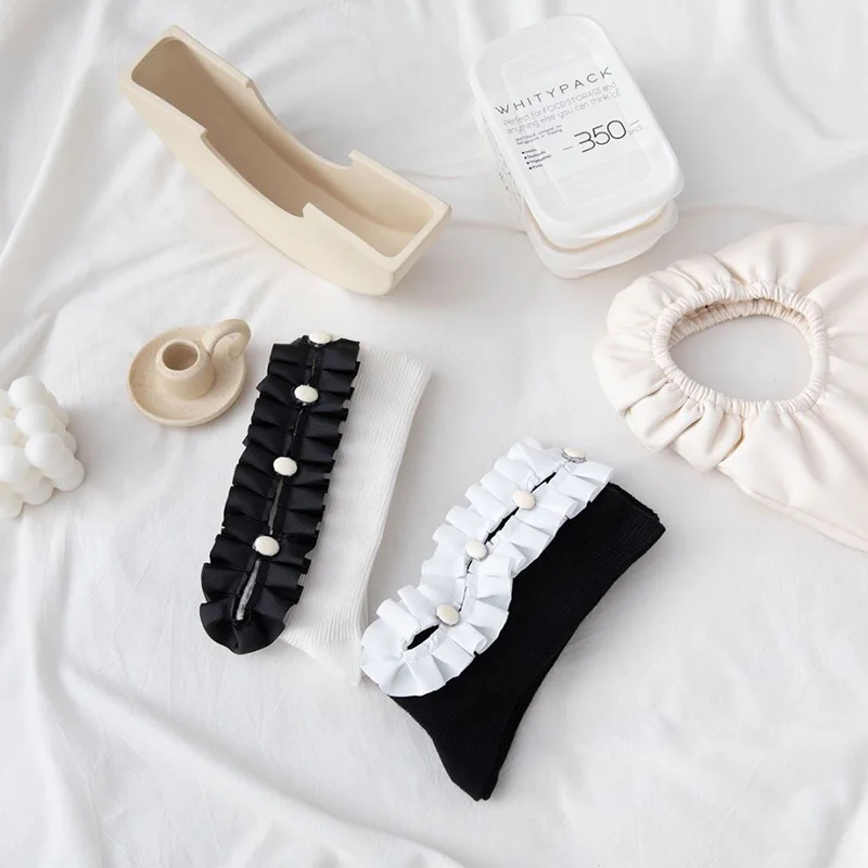 Personalized Wear Asymmetric Niche Design Hollowed-out Bowknot Lace Medium Tube Socks Women Summer Soft Girl Lolita Jk Uniform
Personalized Wear Asymmetric Niche Design Hollowed-out Bowknot Lace Medium Tube Socks Women Summer Soft Girl Lolita Jk Uniform