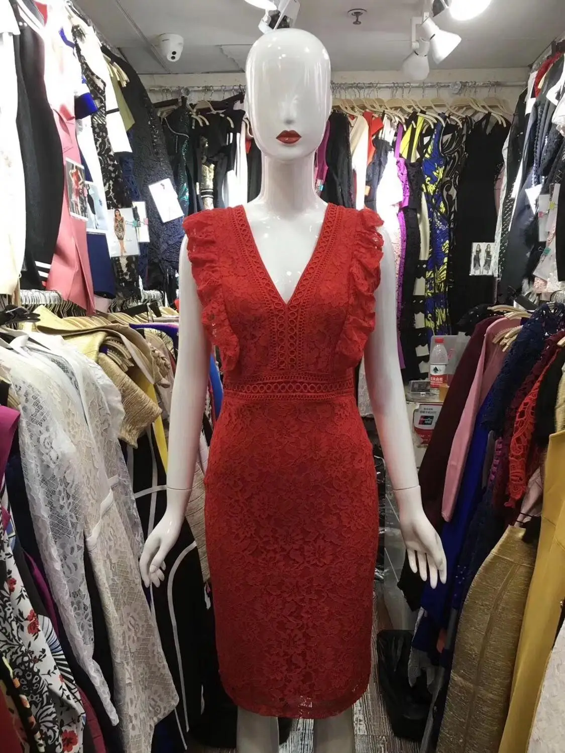 High Quality 2019 red v neck sleeveless off shoulder bodycon Vestidos Celebrity evening party bodycon bandage dress 
High Quality 2019 red v neck sleeveless off shoulder bodycon Vestidos Celebrity evening party bodycon bandage dress