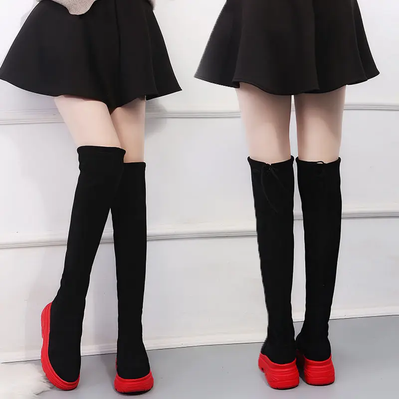Women's winter plus-knee boots women's high-help thick bottoms show thin high-barrel women's net red elastic boots.
Women's winter plus-knee boots women's high-help thick bottoms show thin high-barrel women's net red elastic boots.