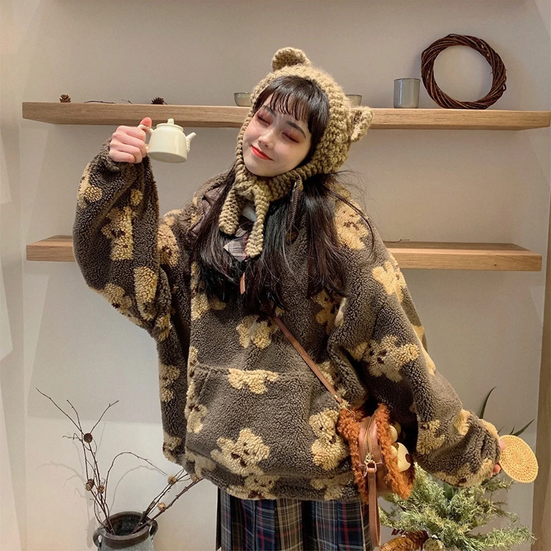 Japanese Print Lamb Wool Coats Autumn Hooded Women Jacket Winter Oversize Warm Pullover Jacket women Outerwear
Japanese Print Lamb Wool Coats Autumn Hooded Women Jacket Winter Oversize Warm Pullover Jacket women Outerwear
