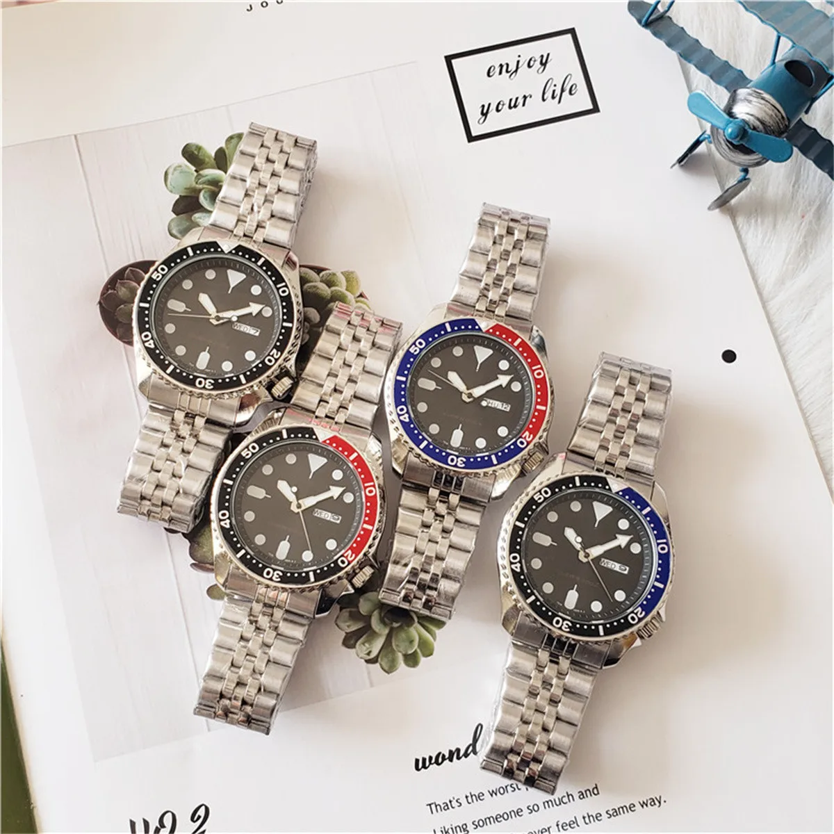 Часы наручные SK Мужские кварцевые, роскошные модные повседневные спортивные, с большим циферблатом, из нержавеющей стали, с календарем, 40 мм...
Часы наручные SK Мужские кварцевые, роскошные модные повседневные спортивные, с большим циферблатом, из нержавеющей стали, с календарем, 40 мм...