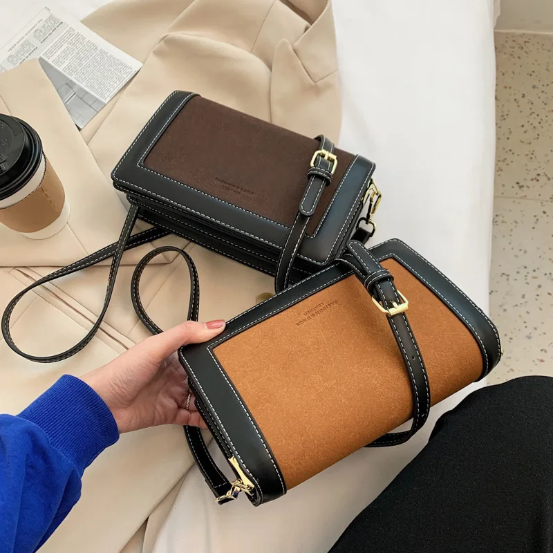 Luxury Leather Stitching Small Square Bag Fashion Simple Small Bag 2021 New Popular Clamshell Messenger Bag Shoulder Texture Bag
Luxury Leather Stitching Small Square Bag Fashion Simple Small Bag 2021 New Popular Clamshell Messenger Bag Shoulder Texture Bag