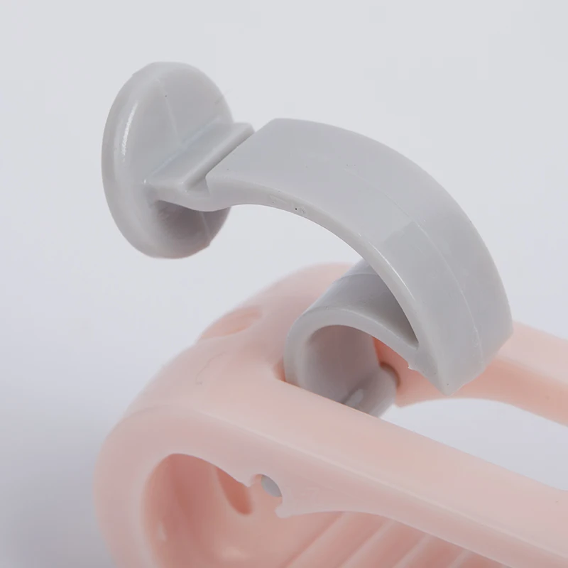 6pcs Non-slip Quilt Blanket Clip Holder Serrated High Elasticity Plastic Buckle
6pcs Non-slip Quilt Blanket Clip Holder Serrated High Elasticity Plastic Buckle