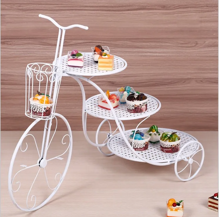 Good quality 3 Layers Crown Cake Plate Stand Desserts Pastry Rack Handle Fitting Party Wedding Party gold
Good quality 3 Layers Crown Cake Plate Stand Desserts Pastry Rack Handle Fitting Party Wedding Party gold