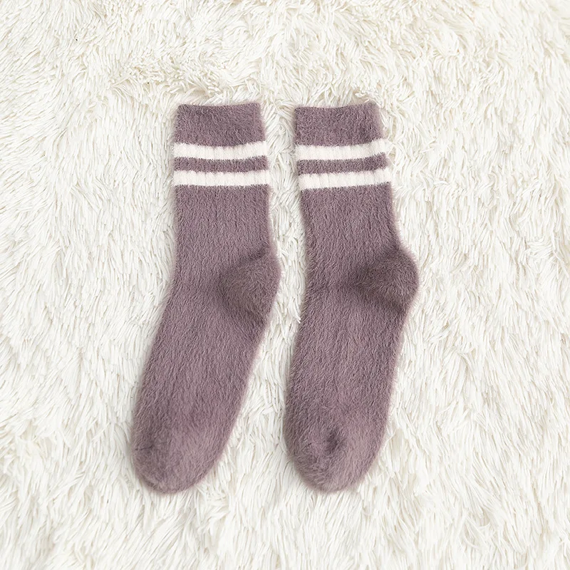 New Winter Warm Women Socks Cozy Striped Fluffy Socks Home Floor Socks Thickening Coral Velvet Socks Christmas Gift
New Winter Warm Women Socks Cozy Striped Fluffy Socks Home Floor Socks Thickening Coral Velvet Socks Christmas Gift