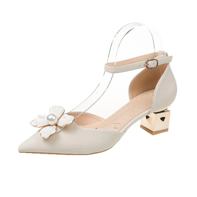 2021insnew Fashion Baotou Small Pointed Half Sandals High Heel Thick Heel Flower Button Adornment Versatile Korean Sandals Women
2021insnew Fashion Baotou Small Pointed Half Sandals High Heel Thick Heel Flower Button Adornment Versatile Korean Sandals Women