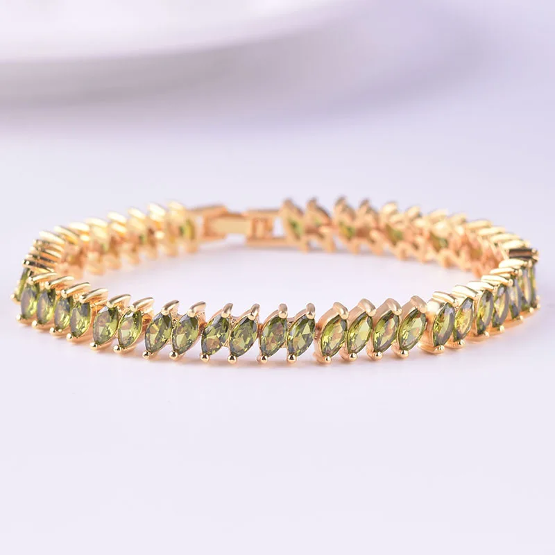 Fashion Luxury 925 Silver AAA Zircon Bracelet Engagement Wedding Party Gift Jewelry Wholesale 
Fashion Luxury 925 Silver AAA Zircon Bracelet Engagement Wedding Party Gift Jewelry Wholesale