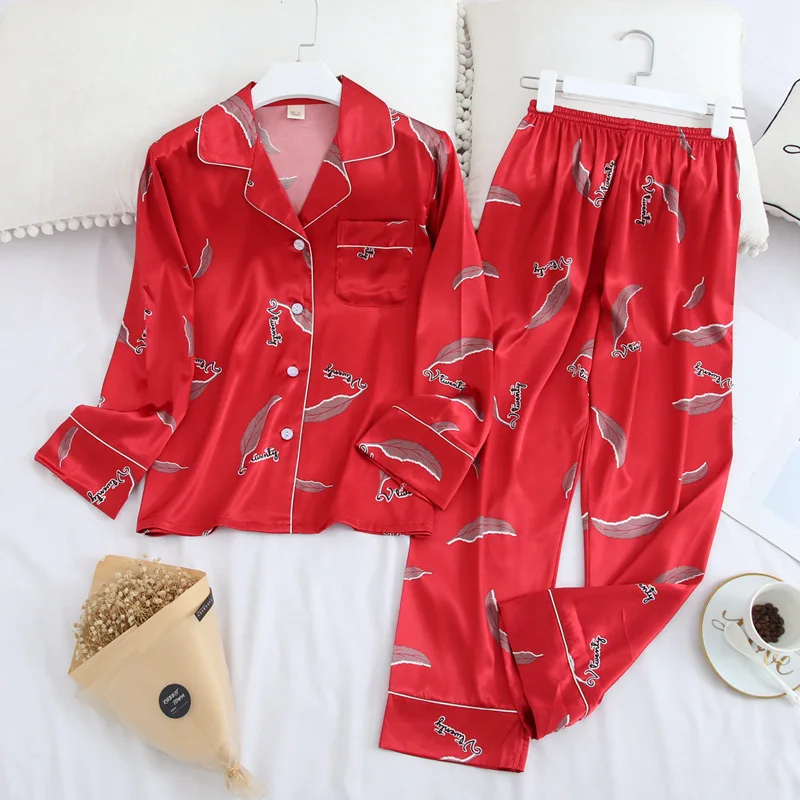 Sexy Polka Dot Printed Sleepwear Suit Spring Autumn Rayon Silk Long Sleeve Pant Homewear Nightwear Pajamas Pyjama Set
Sexy Polka Dot Printed Sleepwear Suit Spring Autumn Rayon Silk Long Sleeve Pant Homewear Nightwear Pajamas Pyjama Set