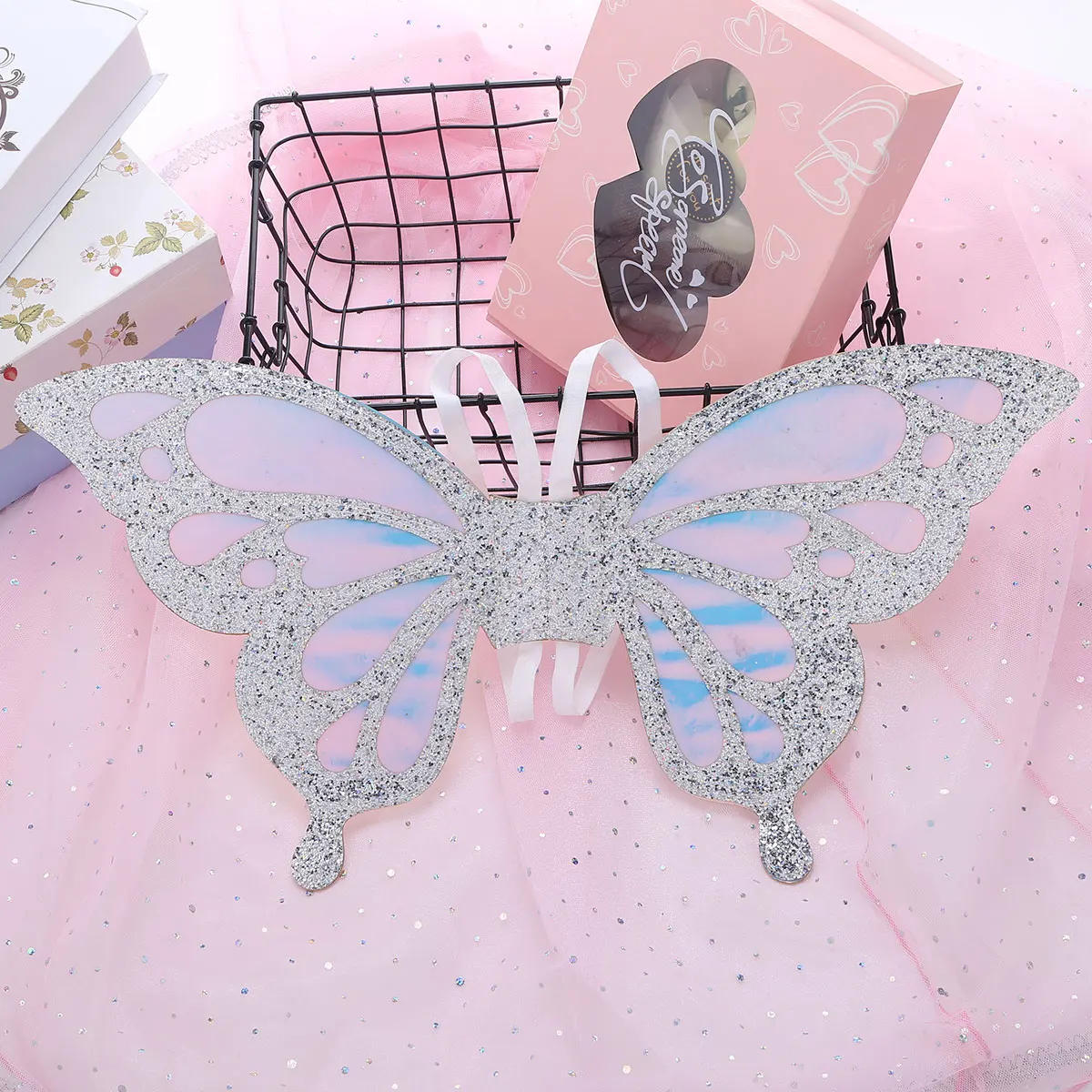Kids Girls Fairy Princess Costume Sparkling Glittery Holographic Wings for Cosplay Party Performance Dress Up Accessories
Kids Girls Fairy Princess Costume Sparkling Glittery Holographic Wings for Cosplay Party Performance Dress Up Accessories