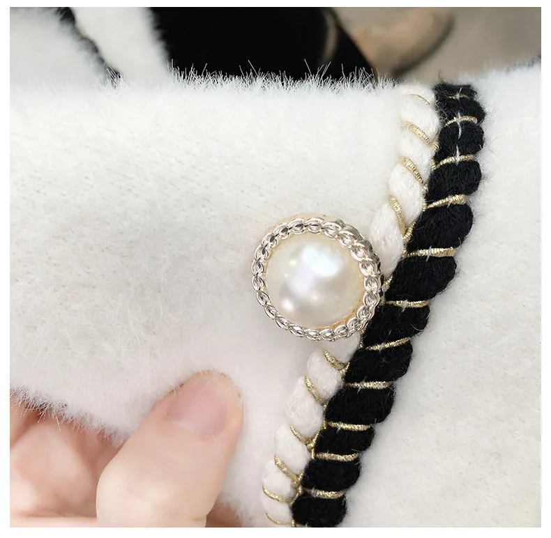 Autumn Winter Black Short Style Women's Sweater Coat Warm Fashion Casual Coat Stylish Knit Coat Women's Coat
Autumn Winter Black Short Style Women's Sweater Coat Warm Fashion Casual Coat Stylish Knit Coat Women's Coat