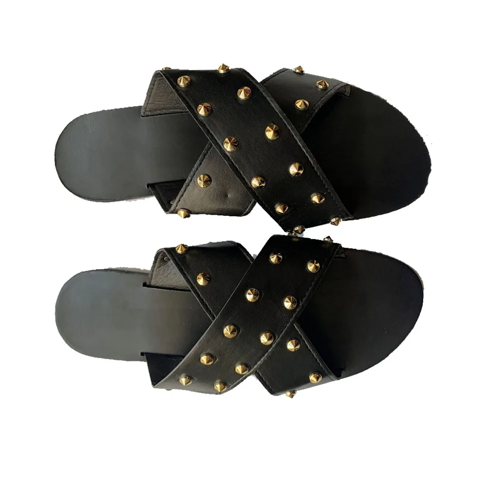 Summer Beach Slides New Hot Sell Rivet Slip On Open Toe Comfortable Ladies Flat Casual Sandals 36-43 Big Size Female Slippers
Summer Beach Slides New Hot Sell Rivet Slip On Open Toe Comfortable Ladies Flat Casual Sandals 36-43 Big Size Female Slippers