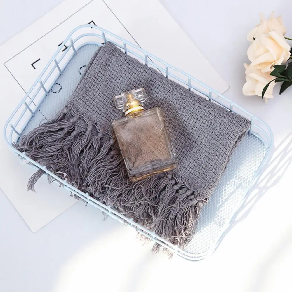 Nordic Rectangle Hollow Iron Sundries Finishing Cosmetics Storage Basket Holder Home Desk Office Organizer Basket 
Nordic Rectangle Hollow Iron Sundries Finishing Cosmetics Storage Basket Holder Home Desk Office Organizer Basket