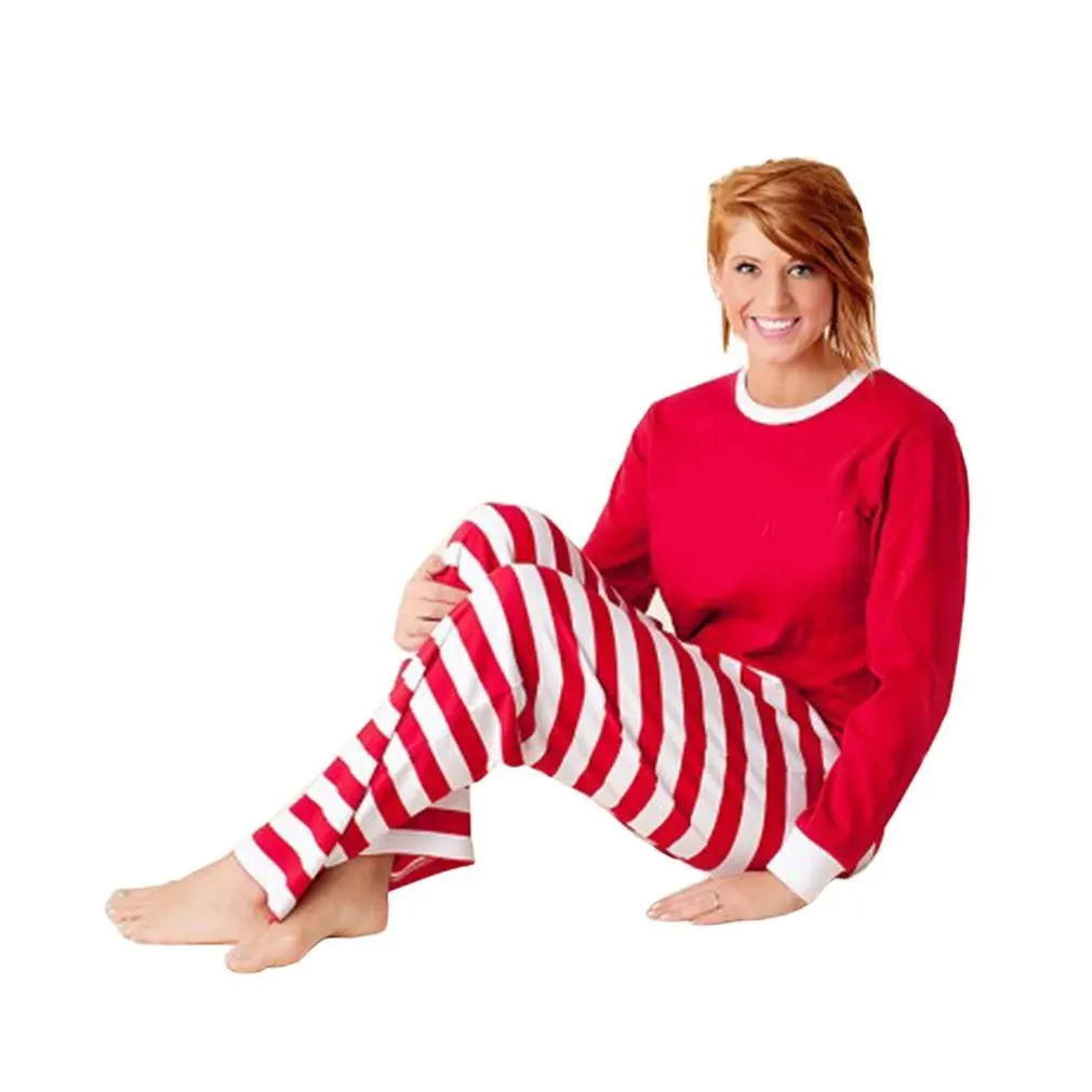 2017 Chirstmas Pajama Sets Autumn Warm Cotton Family Clothes Dad Mom Kids Chirstmas theme Home Wears Red&White Tops Striped Pant
2017 Chirstmas Pajama Sets Autumn Warm Cotton Family Clothes Dad Mom Kids Chirstmas theme Home Wears Red&White Tops Striped Pant