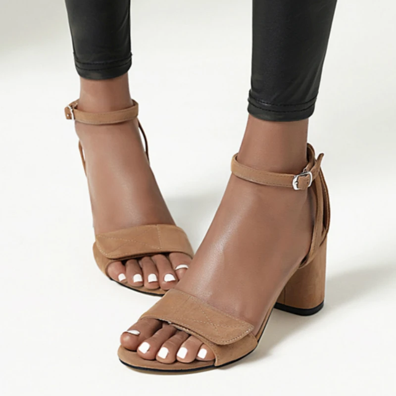 Fashion Block Heels Sandals Women Shoes Classic Black Beige Women's Sandals Summer Shoes Elegant Peep Toe Brand Sandals 2021
Fashion Block Heels Sandals Women Shoes Classic Black Beige Women's Sandals Summer Shoes Elegant Peep Toe Brand Sandals 2021