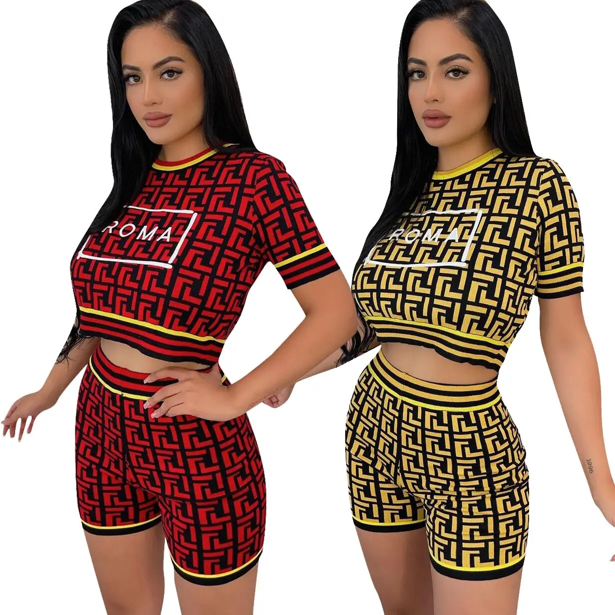 2021 new female casual fashion street hot drilling personality fashion short-sleeved shirt round neck shorts two-piece suit
2021 new female casual fashion street hot drilling personality fashion short-sleeved shirt round neck shorts two-piece suit